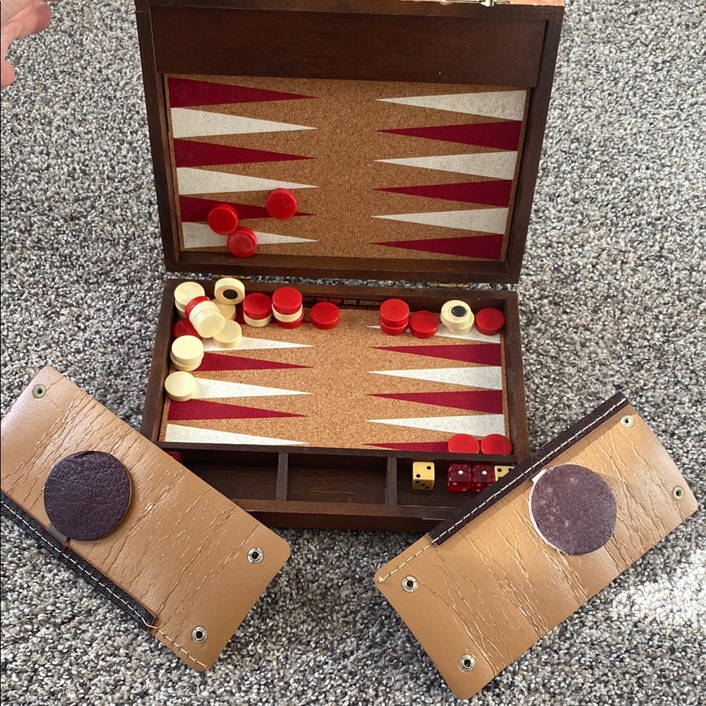 Classic Backgammon Travel Set. Two dice shakers & original wooden case.